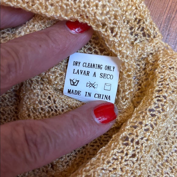 Becaal, elegant buttercup yellow long sleeve crochet cardigan blouse. Size L. - Picture 14 of 17